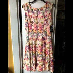 Julian Taylor feminine & flirty dress size 10
